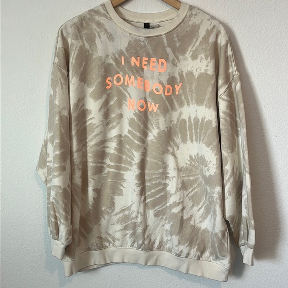 H&M Tops - H&M Shawn Mendes Tan Tie Dye Oversized Sweatshirt